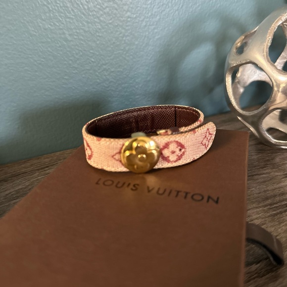 Louis Vuitton Monogram Mini Lin Good luck wish Bracelet with COA - Picture 11 of 12